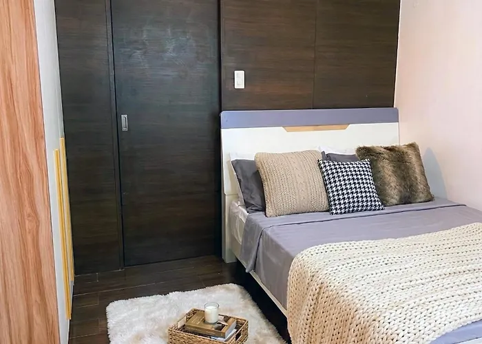 Air Residences 49f View, Wifi & Netflix Apartment *