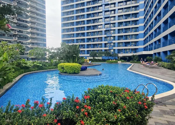 Air Residences 49f View, Wifi & Netflix Manila