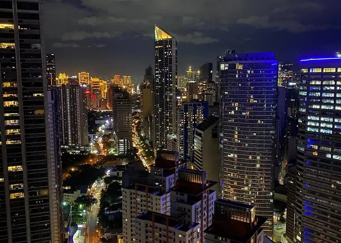 Air Residences 49f View, Wifi & Netflix Apartment *